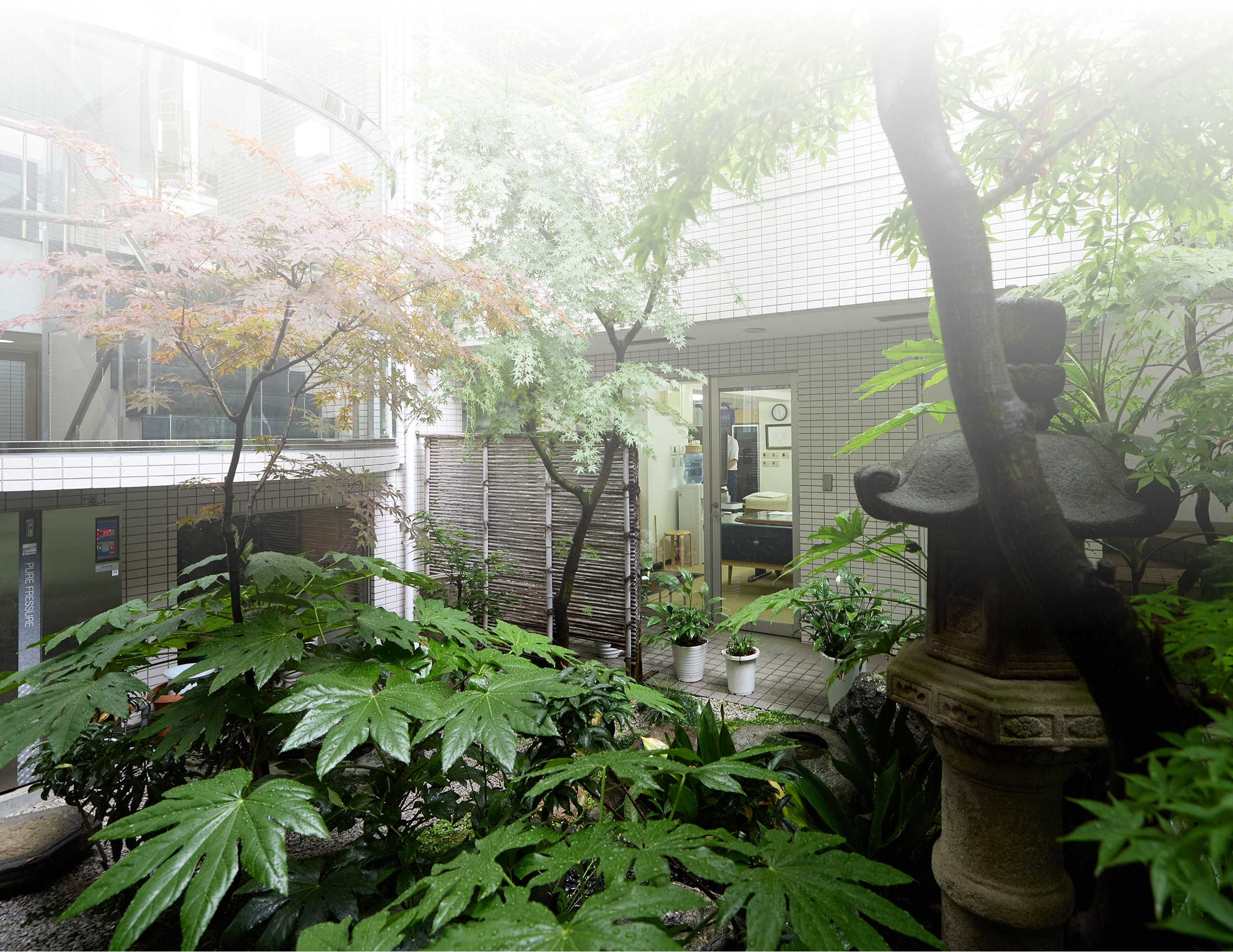 醍醐長生館 建物エントランス
